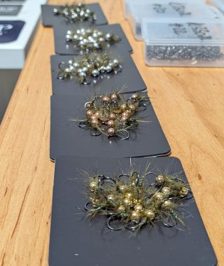 Olives on the way 🇺🇸🎣🤩 . . ..... #flyshopeurope #kypehooks #flytying #euronymphing #flyfish #flyshop #fseuropeflies...